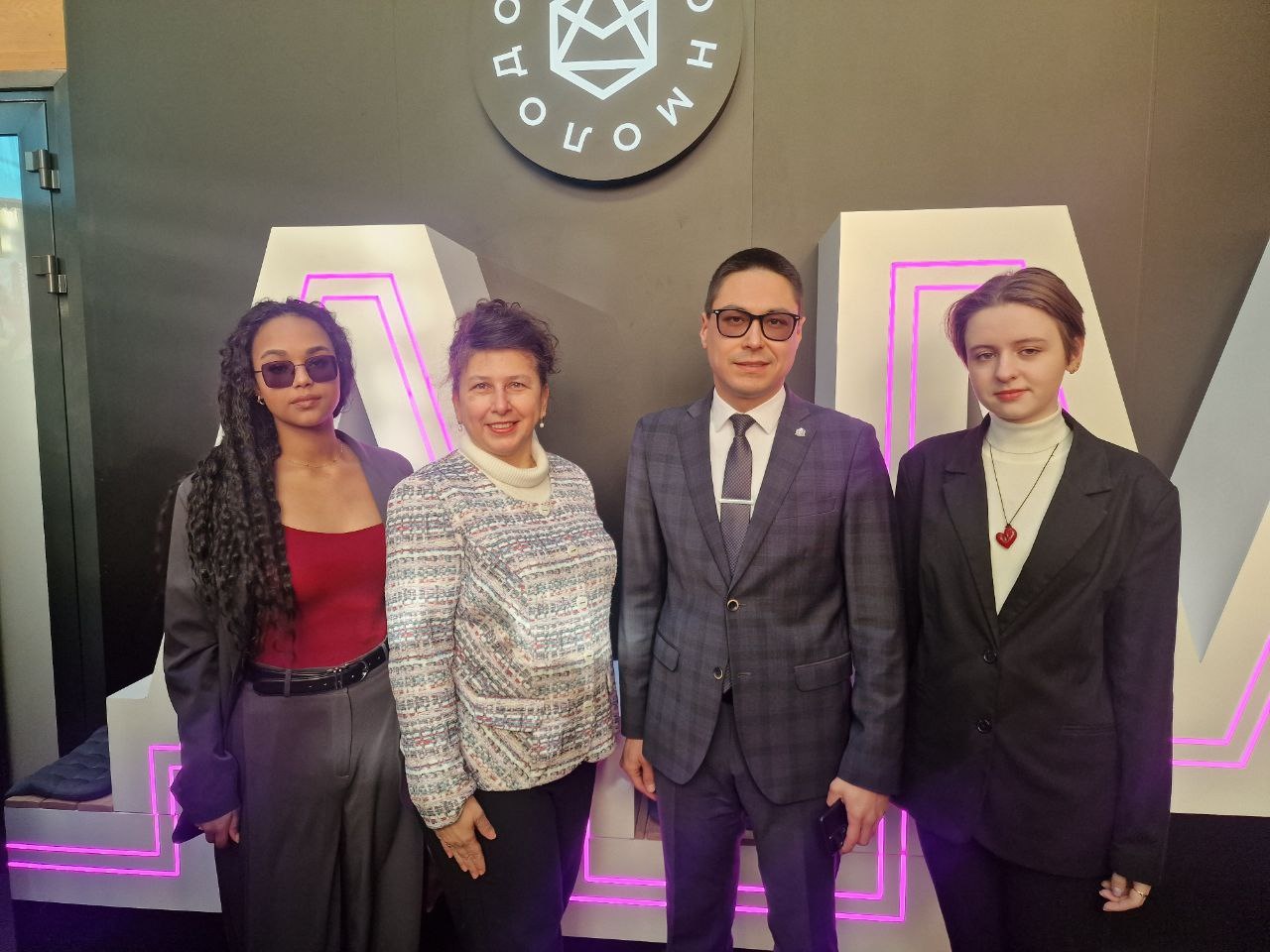 Студенты ИФЖиМКК посетили «Литературную гостиную Дмитрия Кравченко»