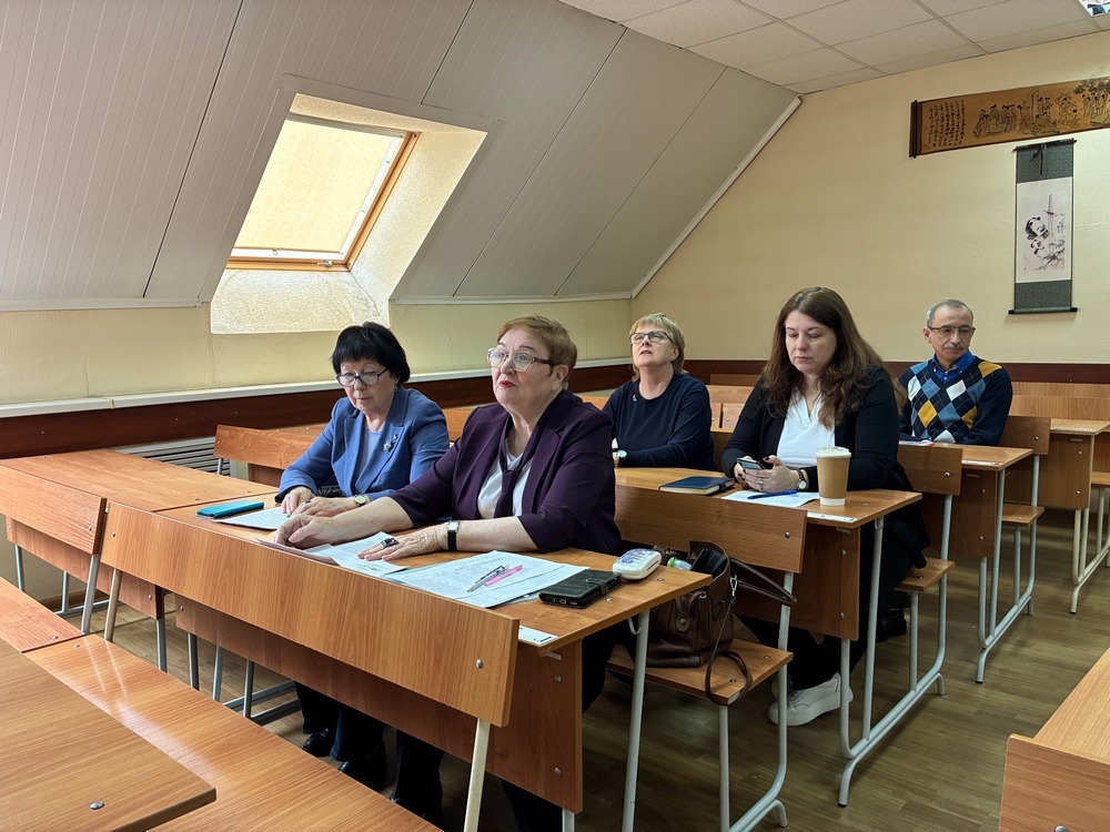 В ИФЖиМКК обсудили ключевые проблемы преподавания лингвистических дисциплин инофонам