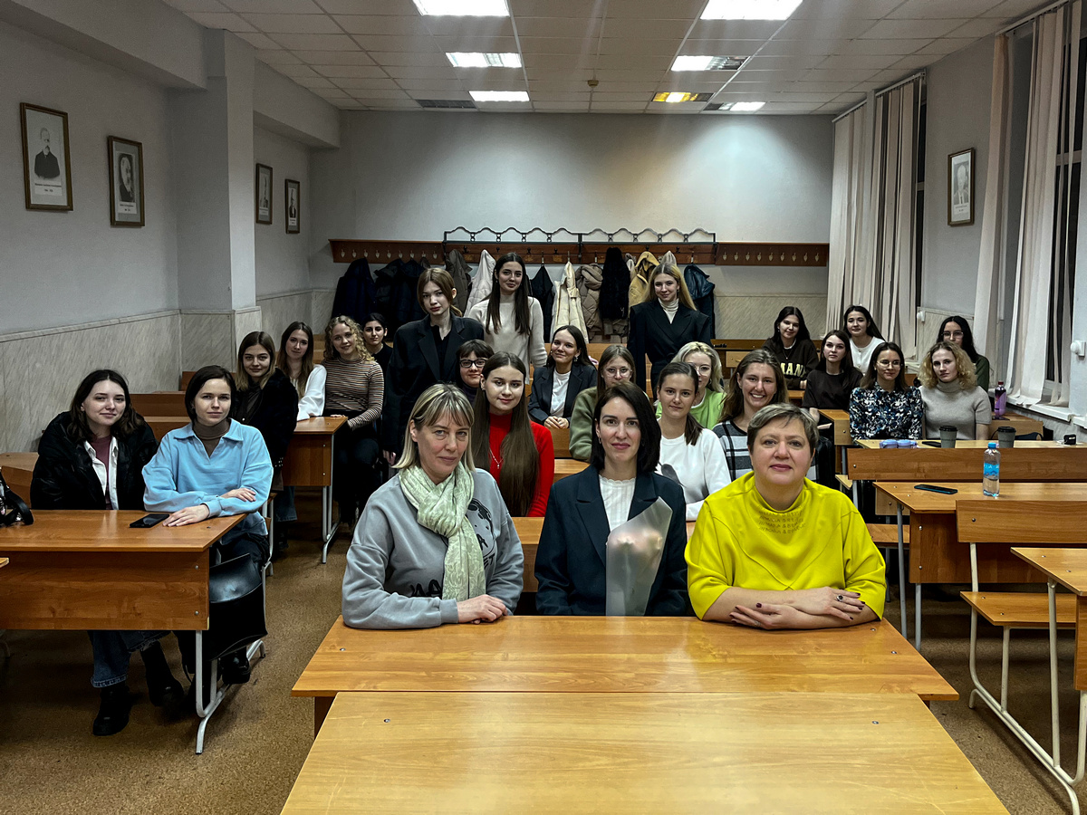 Мария Романцова: «Учитель должен видеть на несколько шагов вперёд — иначе он просто наблюдатель»