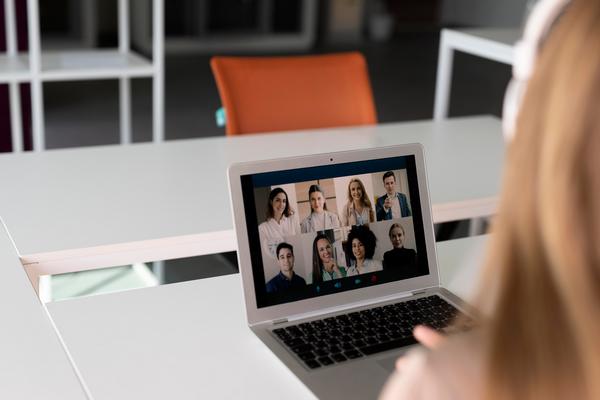 Приглашаем на студенческую методическую онлайн-конференцию «Анализ художественного текста на уроках в средней школе: теория и практика»