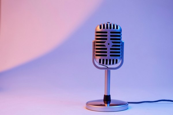 В ИФЖиМКК проходит конкурс «Горячий микрофон»
