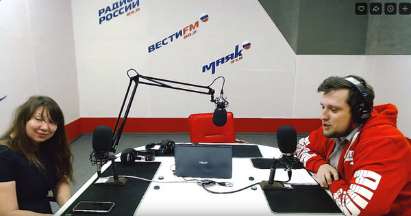 Доцент ИФЖиМКК Людмила Амири рассказала на «Радио Маяк» про русский и английский языки