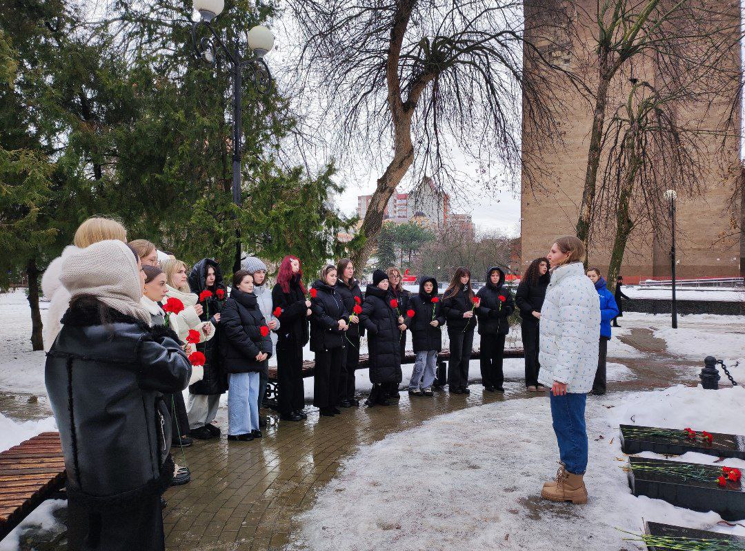 В ИФЖиМКК почтили память освободителей Ростова-на-Дону